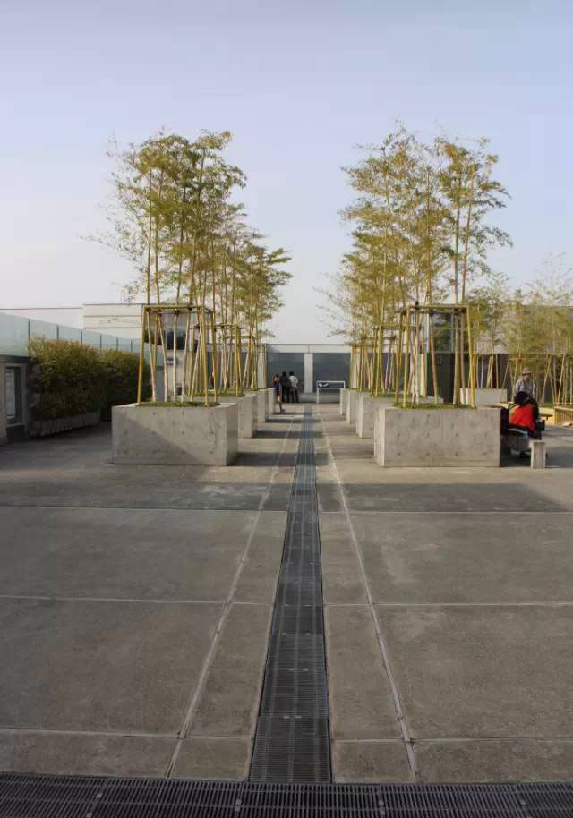 线性缝隙式排水沟图-12